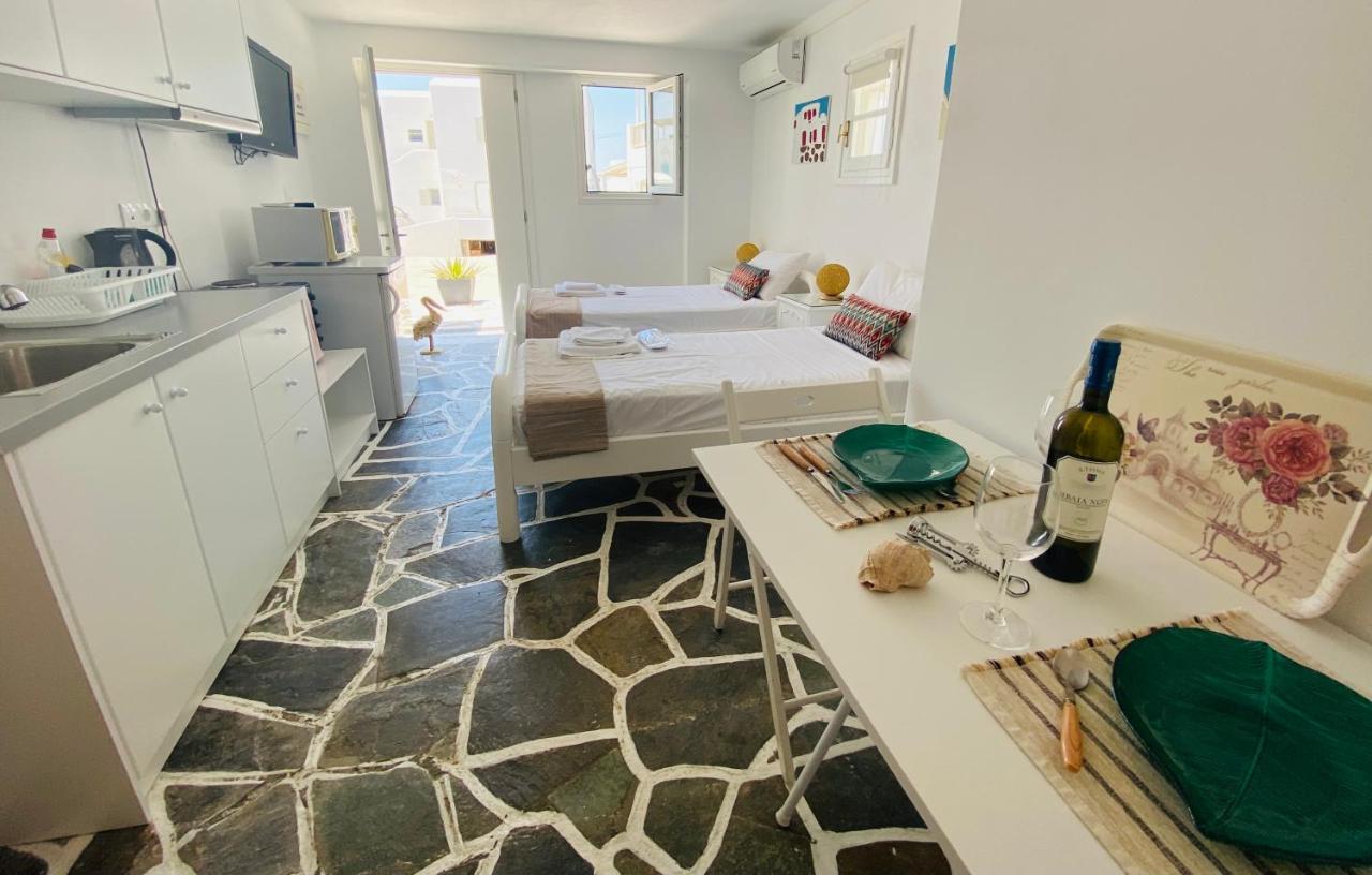 Sing And Blossom Accommodation Mykonos Town エクステリア 写真