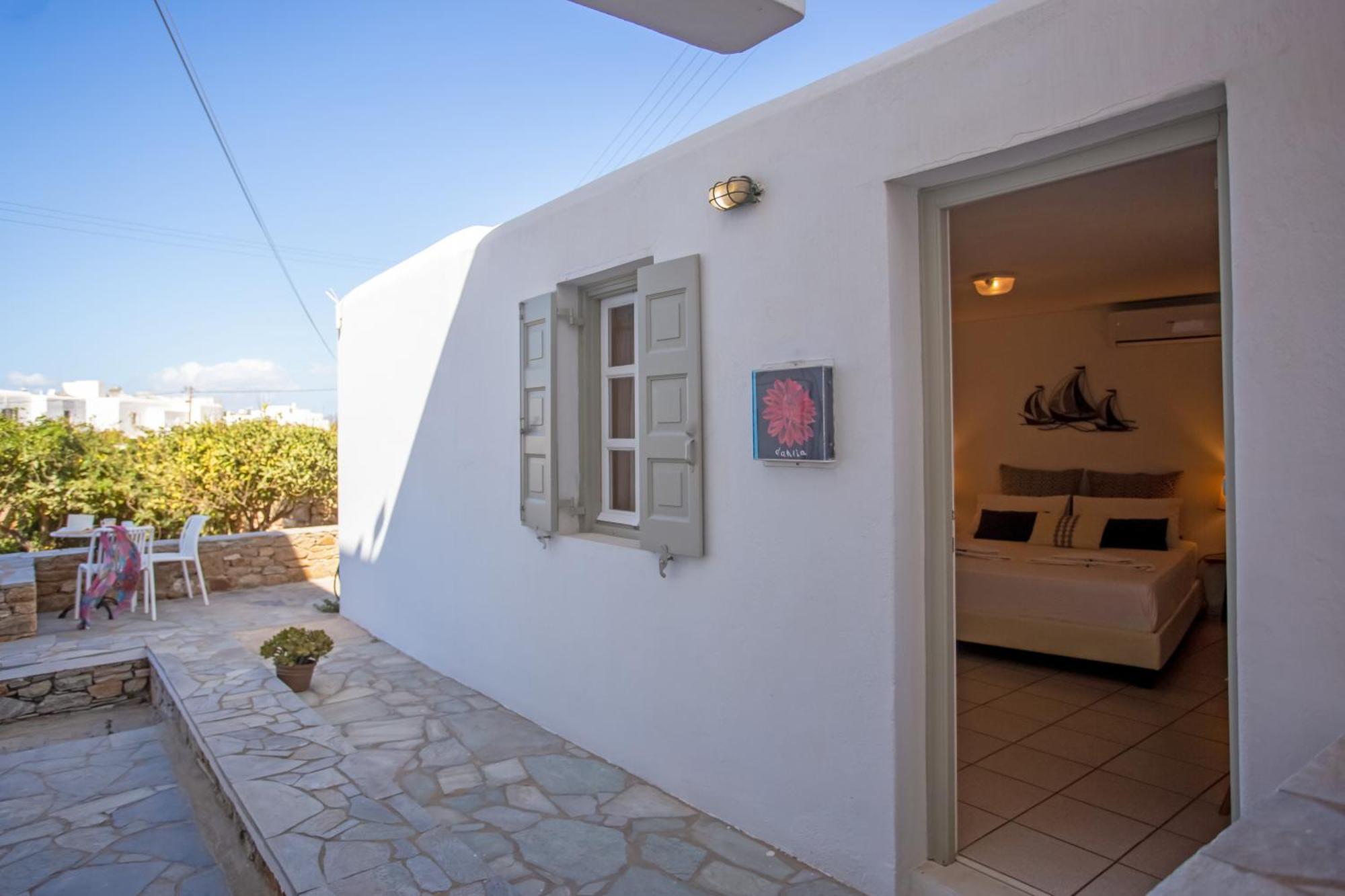 Sing And Blossom Accommodation Mykonos Town エクステリア 写真