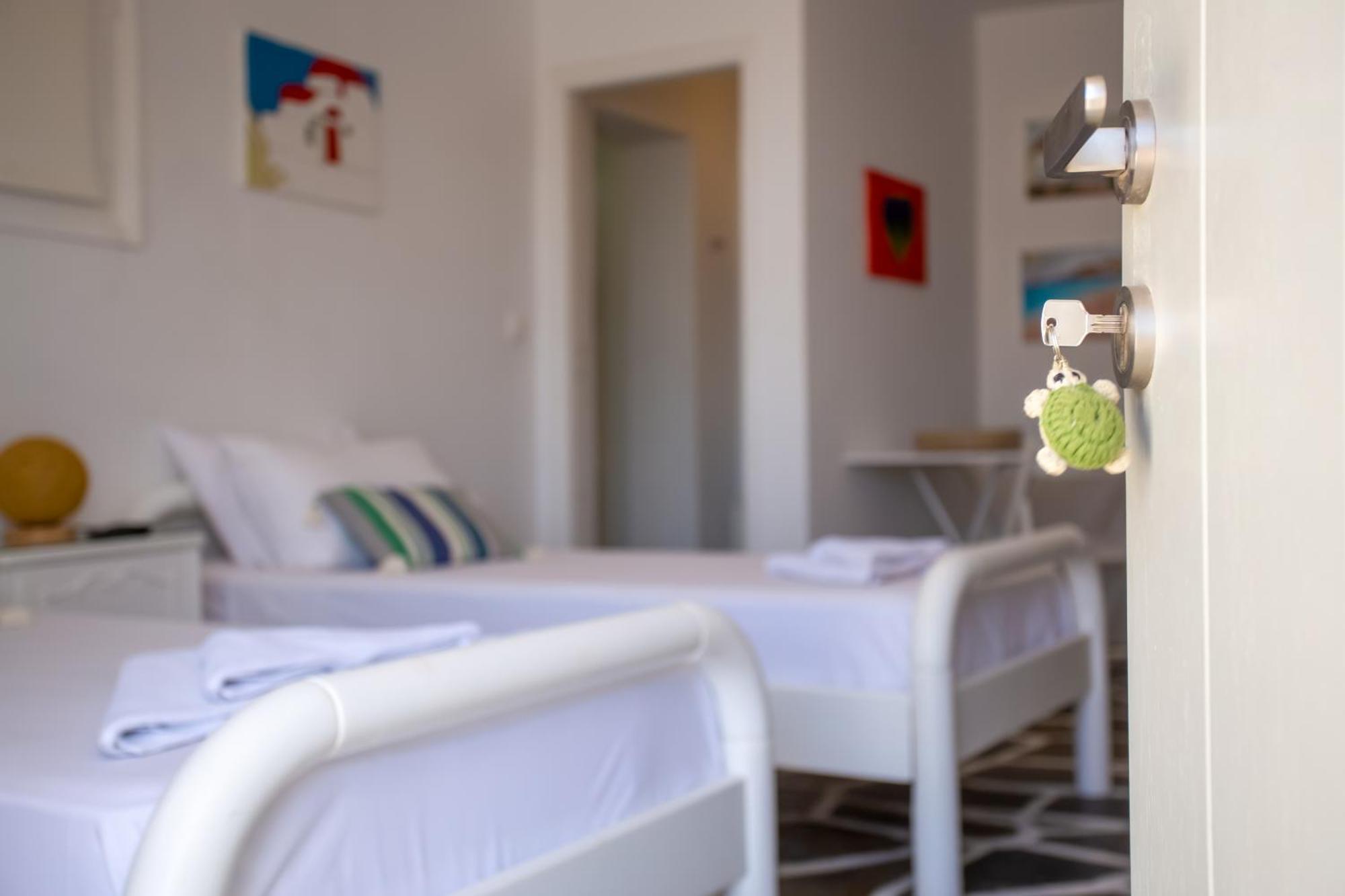 Sing And Blossom Accommodation Mykonos Town エクステリア 写真