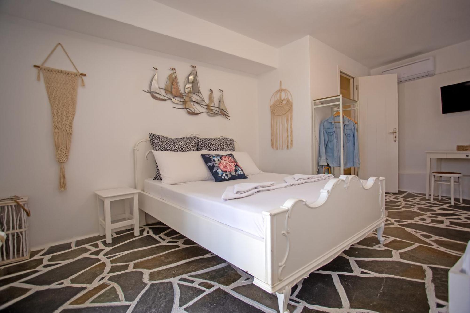 Sing And Blossom Accommodation Mykonos Town エクステリア 写真